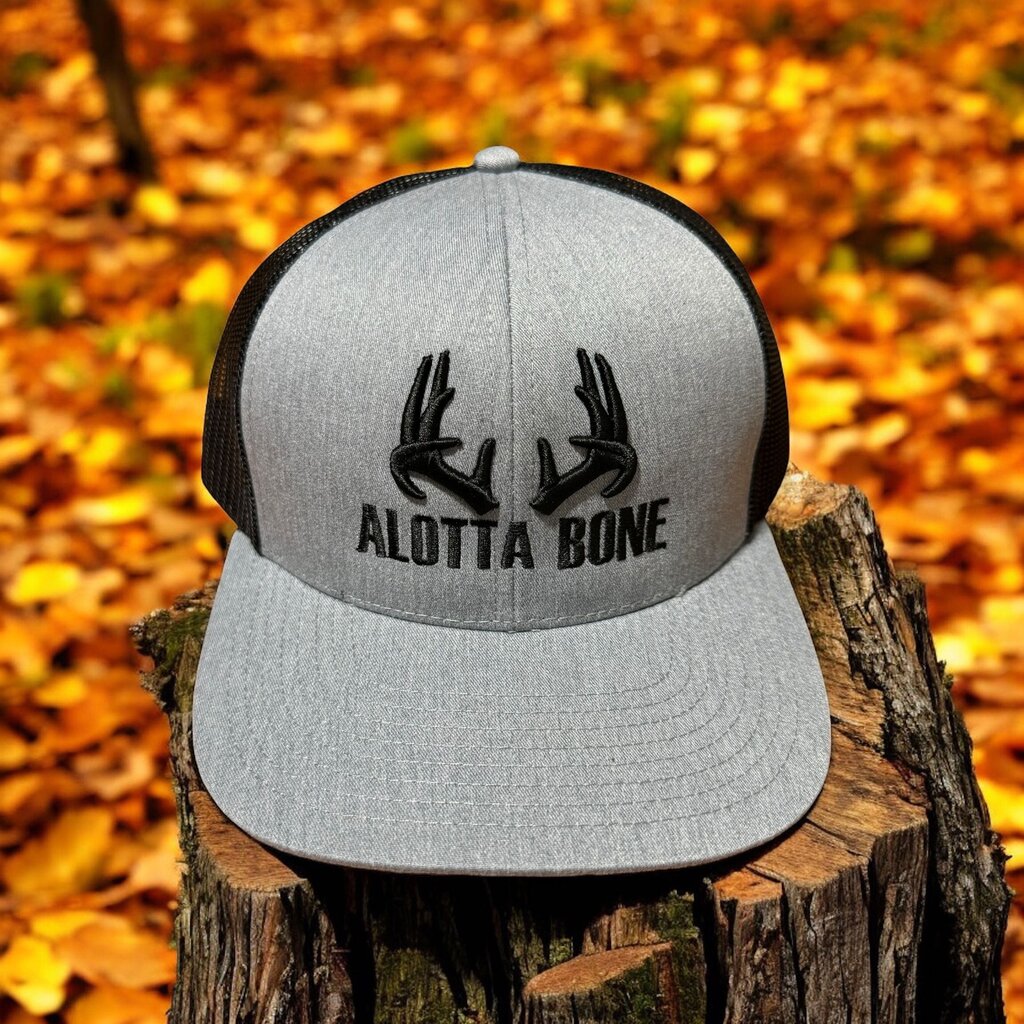 ALOTTA BONE EMBROIDERED GREY/BLACK HAT